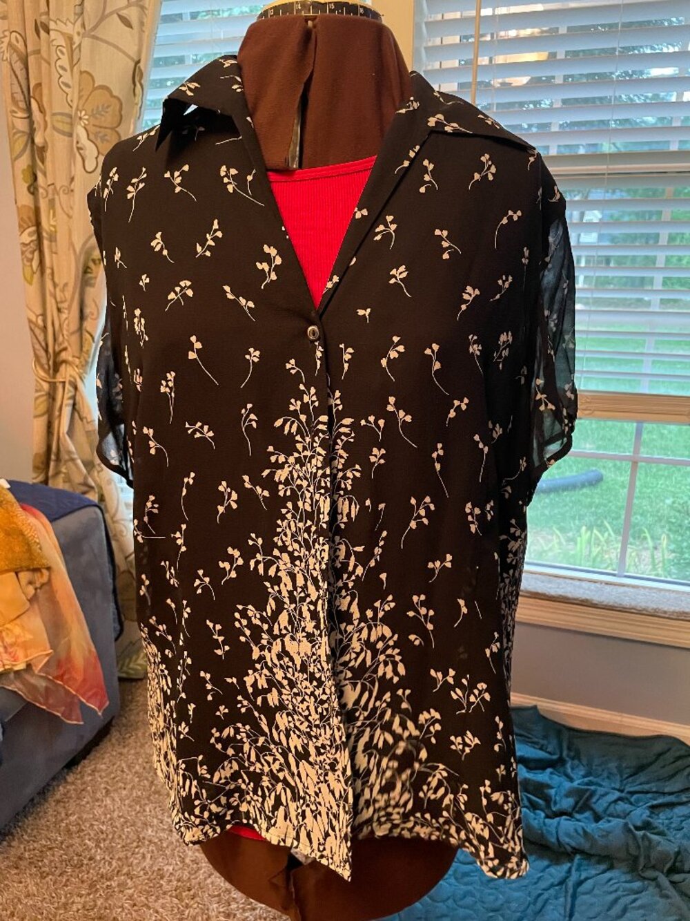 Jones NY ladies top